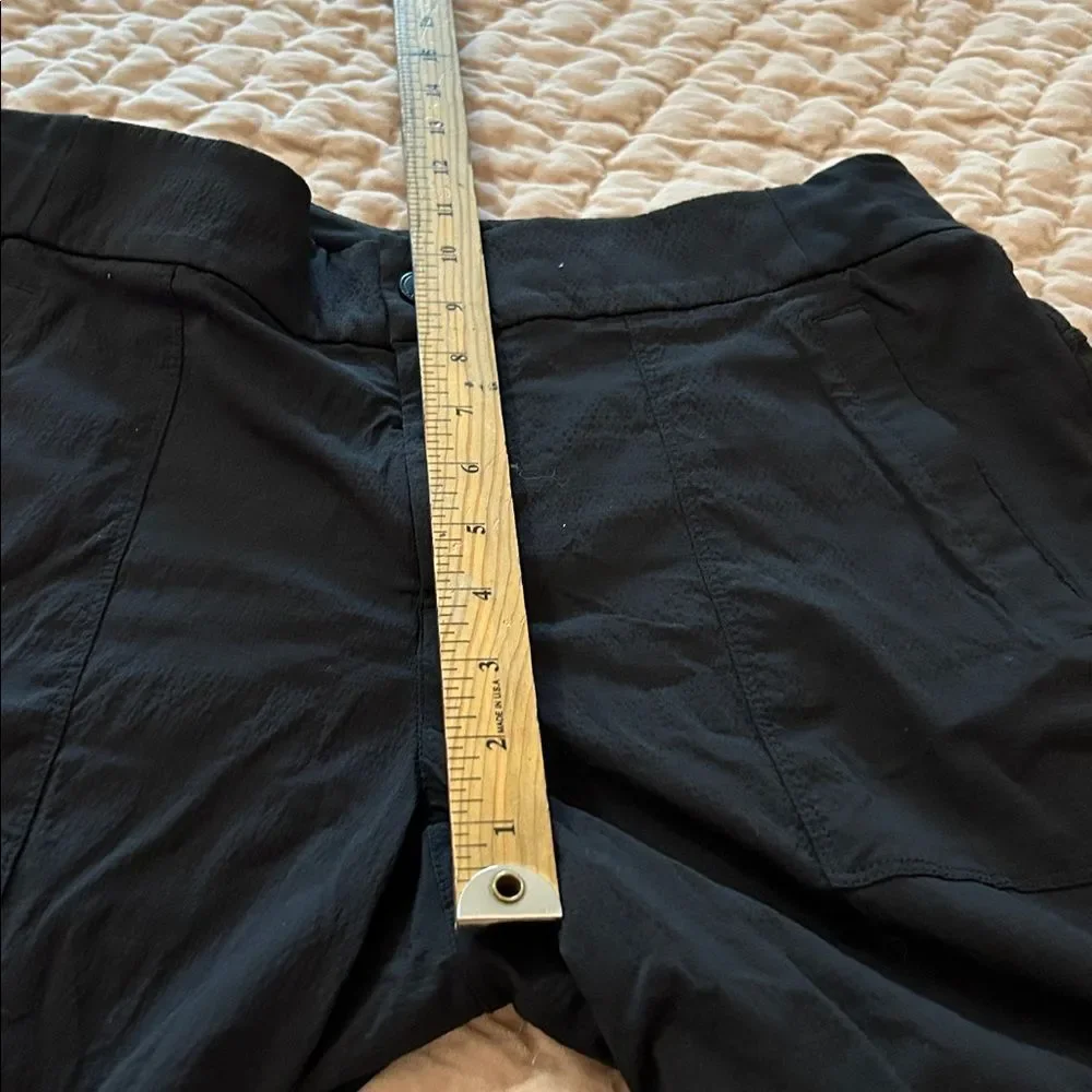 Athleta Shorts Womens 6 Black Trekkie Ripstop Hiking Trails Camping Safari 8